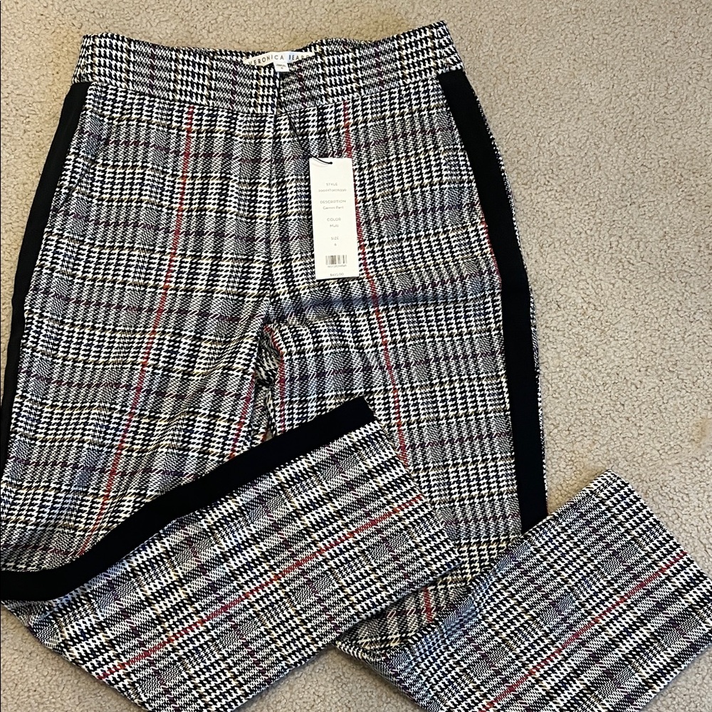 Veronica Beard Cropped Plaid Pants - Black, White, Red